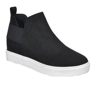 Black Womens Slip-On Size 9 Diana Hi-Top Sneaker